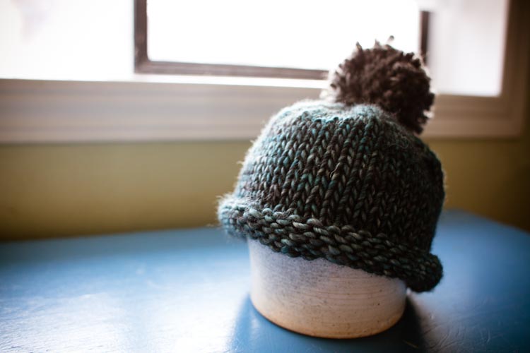 bauer baby hat 5 |www.sparklestories.com| dry gables: hands together