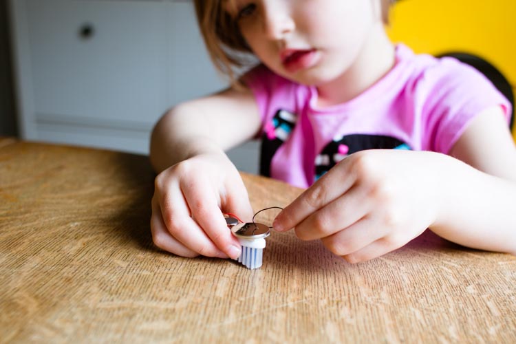 simple brushbots 12 |www.sparklestories.com| libby & dish