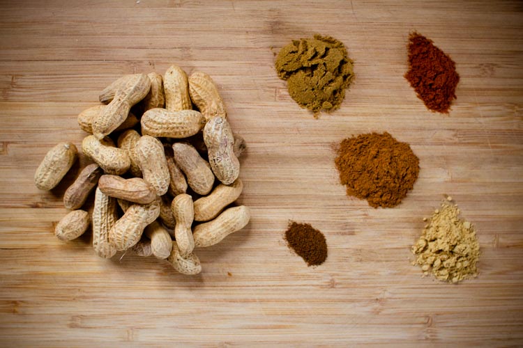 pillowcase cross-body trick-or-treat bag 18 |www.sparklestories.com| by thistle by thimble