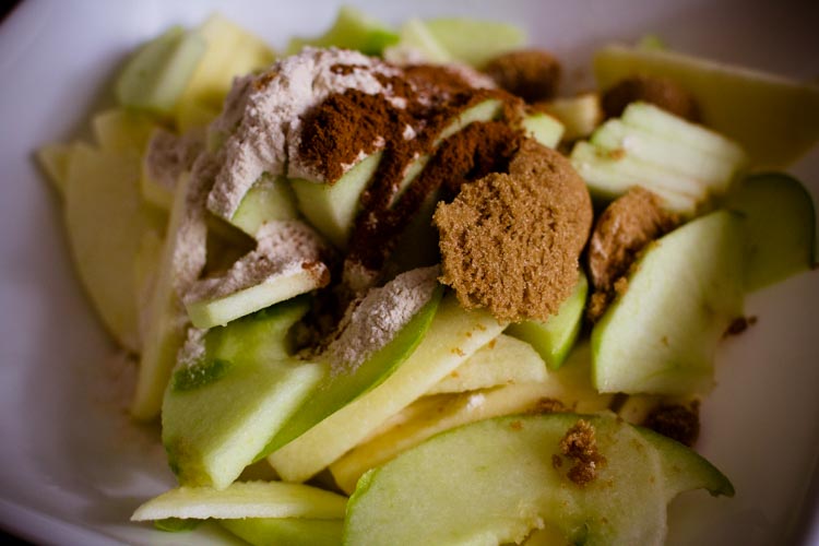 apple strudel 2| www.sparklestories.com| the willowbee tree