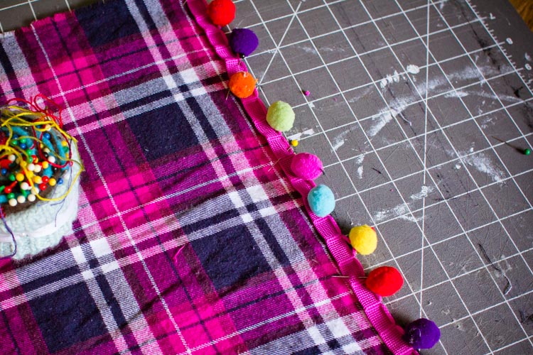 20 minute kid-sized bobble blanket scarf 13 |www.sparklestories.com| so many fairies