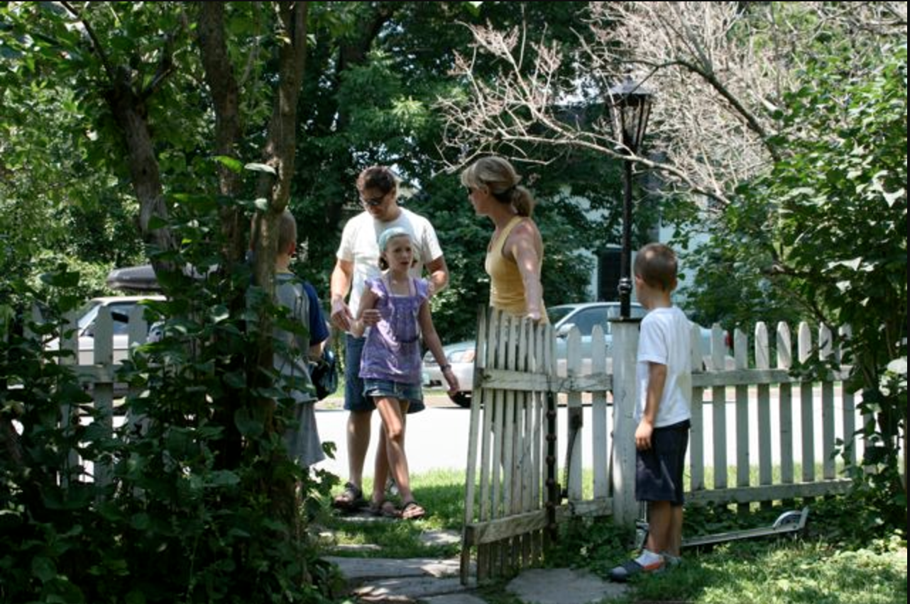 Scavenger Hunt | Sparkle Project | Friends on the Hunt