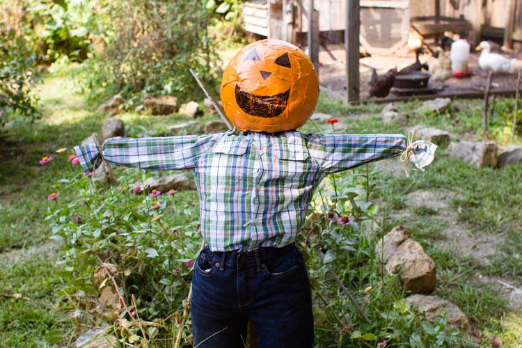 recycled paper mache scarecrow 22 |www.sparklestories.com| martin & sylvia