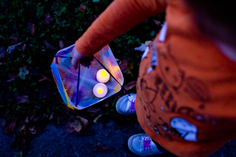 milk jug lanterns 9 |www.sparklestories.com| martin & sylvia more adventures!
