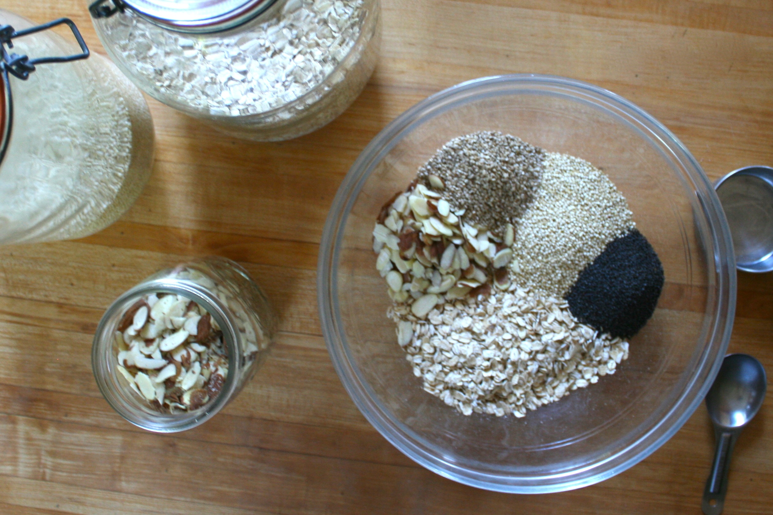 lemon.meringue.quinoa.granola.3