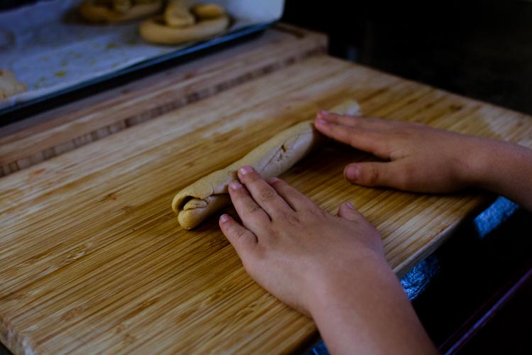 homemade pretzels 5 |www.sparklestories.com| so many fairies