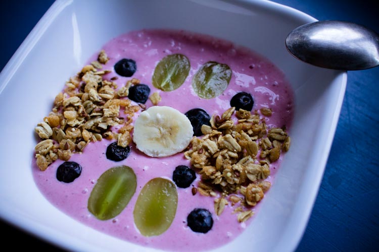smoothie bowls 2 | www.sparklestories.com| at home with martin & sylvia