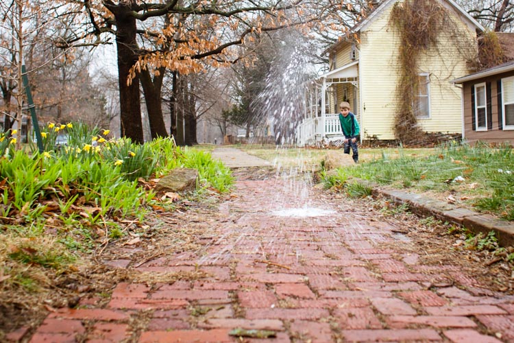 soda bottle rocket 8 |www.sparklestories.com| fifty: the stars, the states, the stories