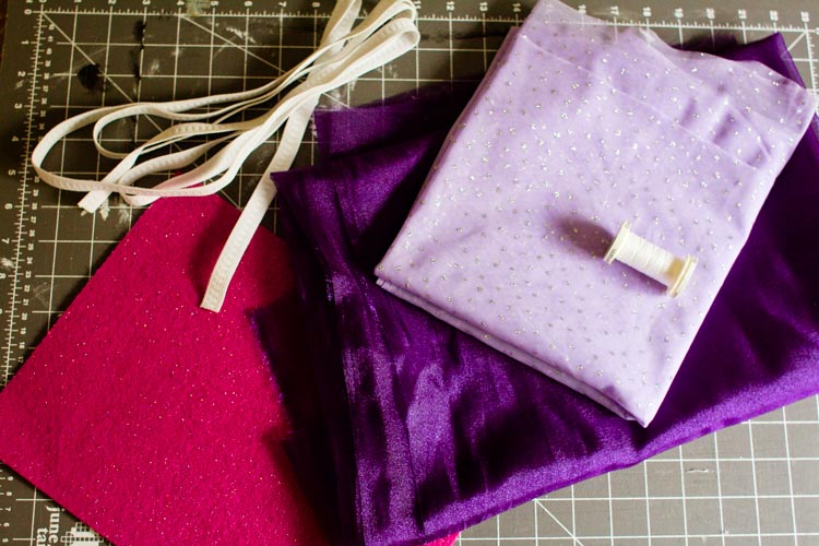 quick, low-sew wings 10 |www.sparklestories.com| martin & sylvia: more adventures!