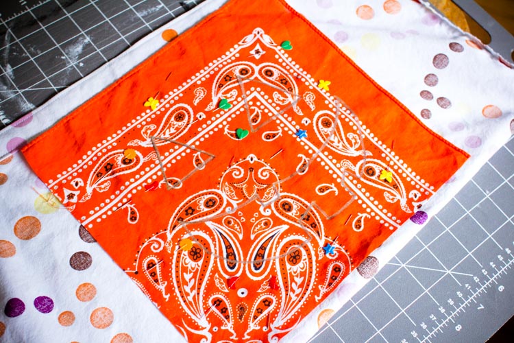 pillowcase cross-body trick-or-treat bag 10 |www.sparklestories.com| by thistle by thimble