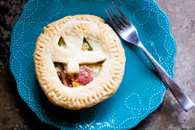 jack-o-lantern pot pies 15 |www.sparklestories.com| so many fairies