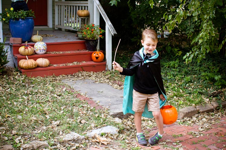 magician's cloak 8 | www.sparklestories.com| by thistle by thimble