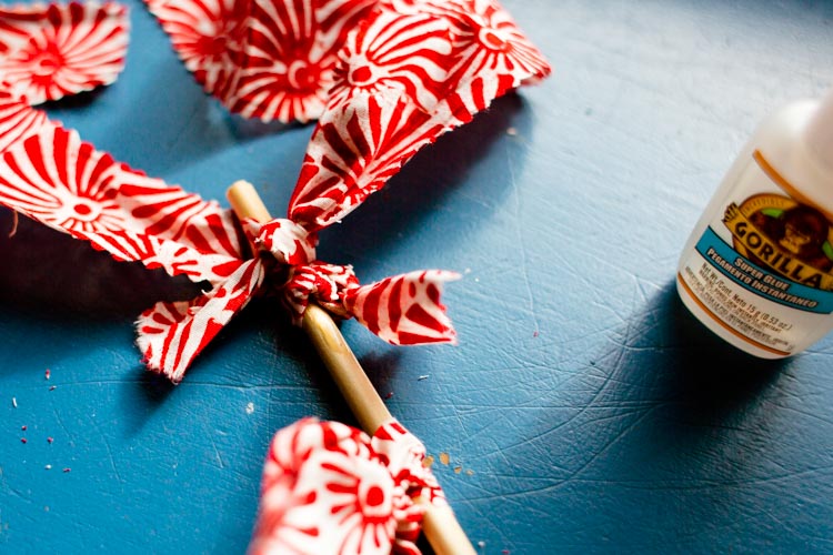 easy cat wands 1| www.sparklestories.com| junkyard tales