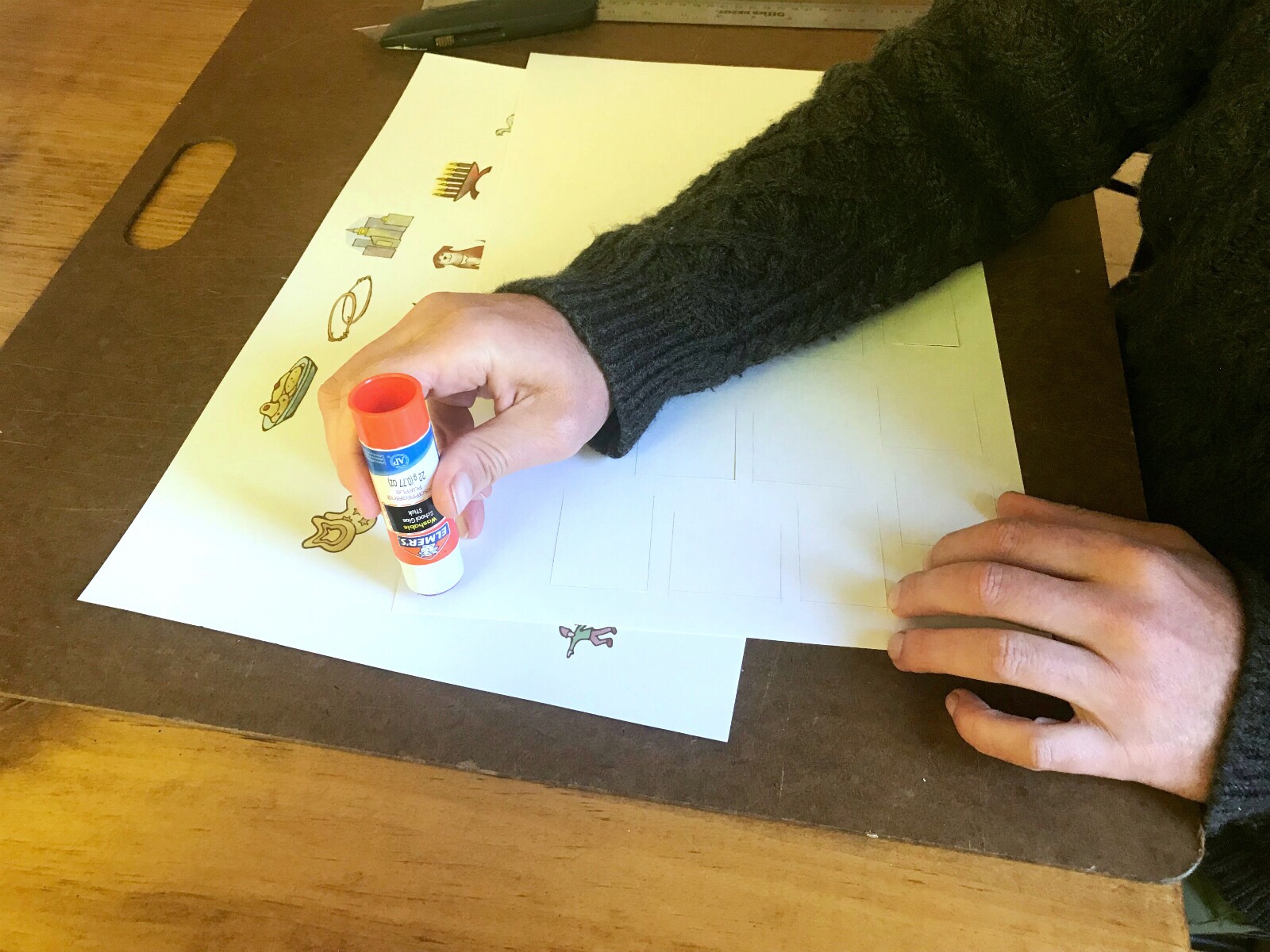 Libby & Dish Printable Advent Calendar 2018 Glueing