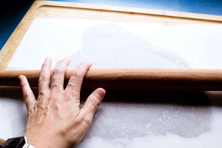 “small batch” gingerbread cookies 8 |www.sparklestories.com| martin & sylvia's audio advent calendar