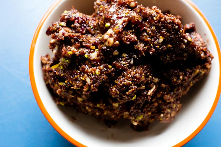 blueberry buccellati 13 |www.sparklestories.com| martin & sylvia's twelve days of christmas story collection