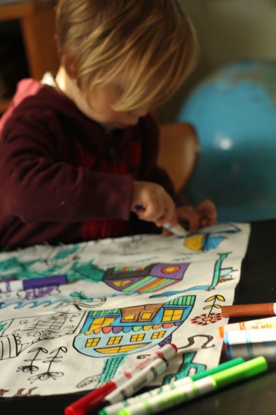 Decorating-the-furoshiki-a-wrapped-lunch-bag-tutorial-399x600