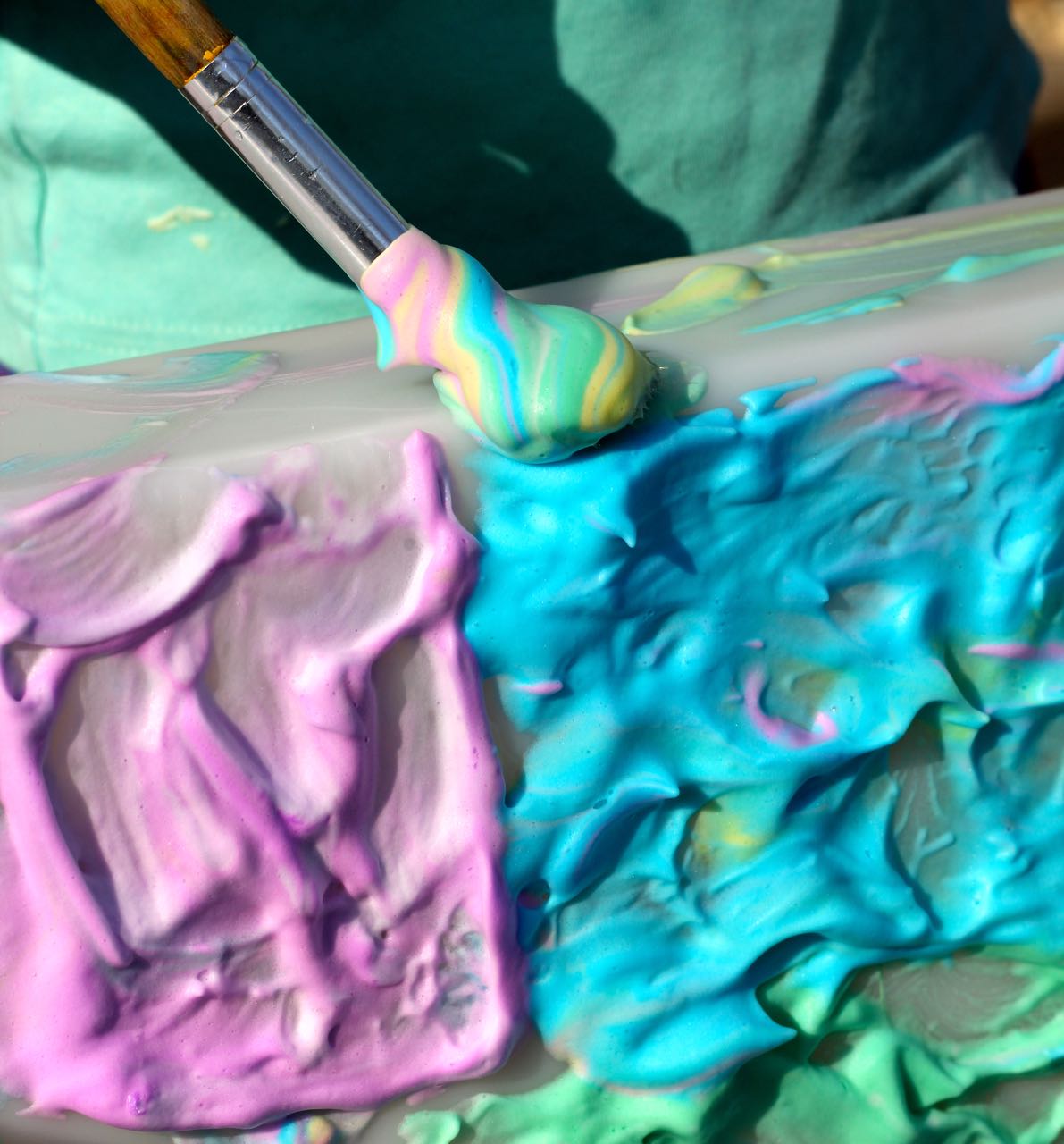 Sensory-and-Texture-with-Homemade-DIY-Bath-Paint