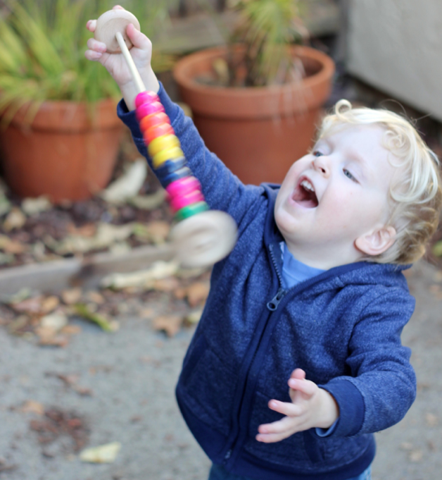 Shake-Shake-Shake-Make-music-with-this-fun-Colorful-Shaker-Tutorial