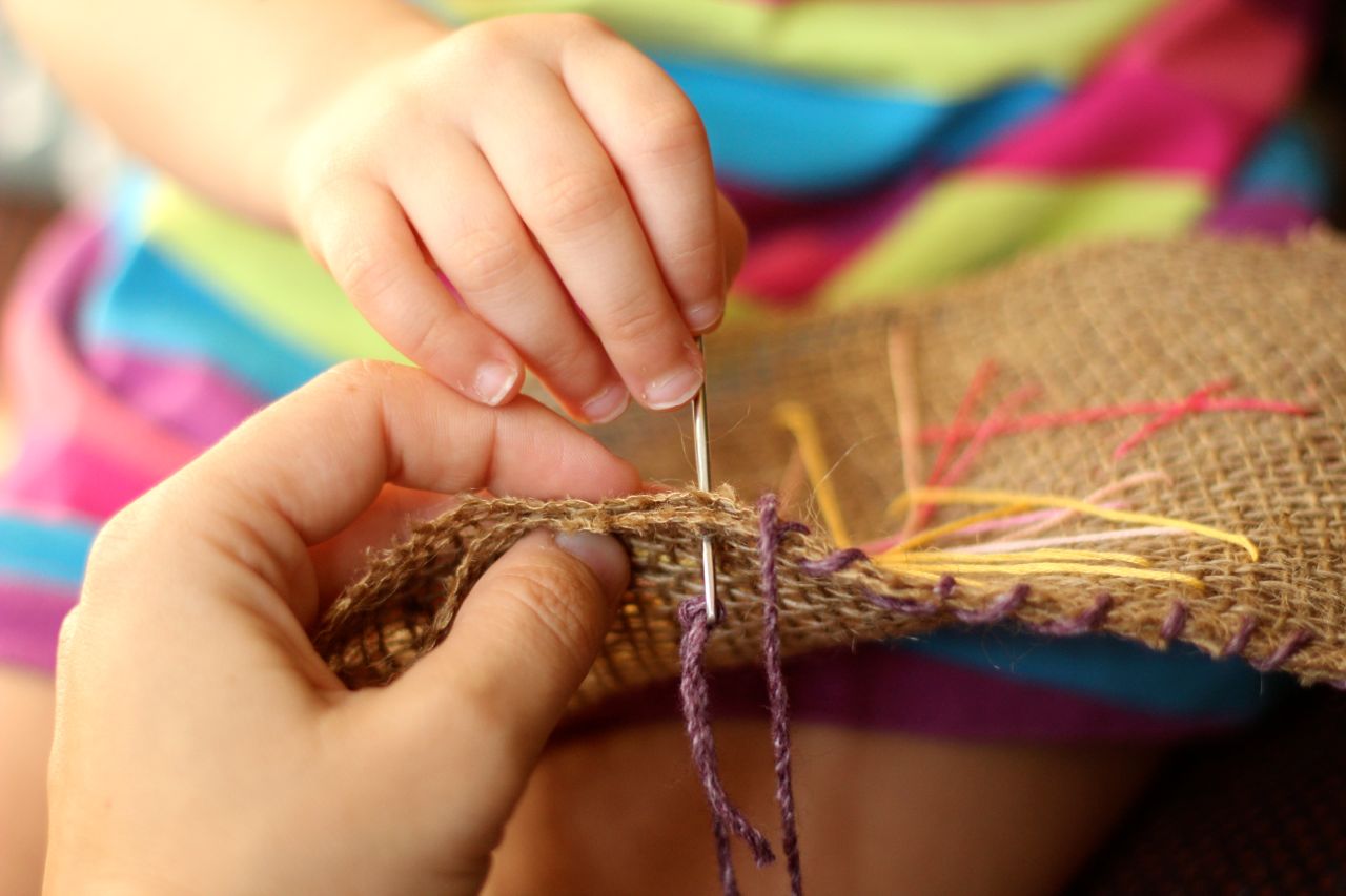 working-together-on-the-treasure-bag-Crafting-Connections